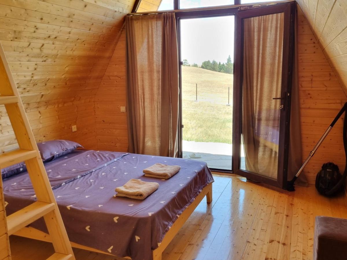 Cottage In Udabno ภายนอก รูปภาพ